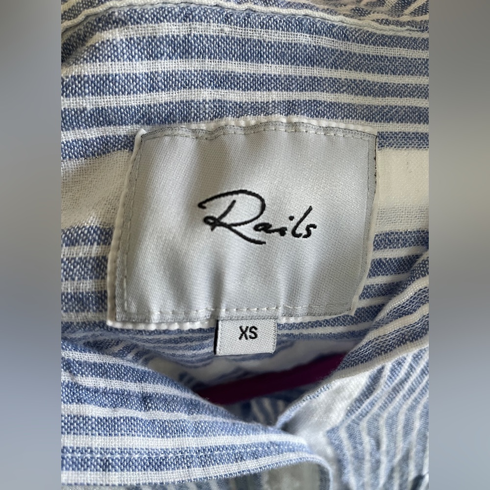 Rails Linen Short-Sleeve Button-Down Top - image 4